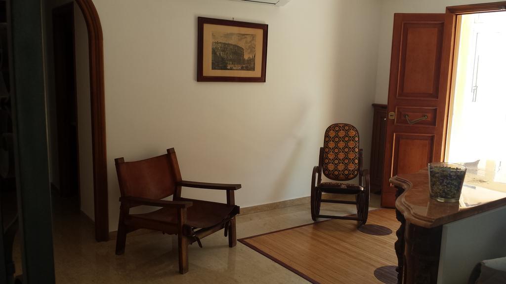 Отель Le Streghe Di Roma Экстерьер фото